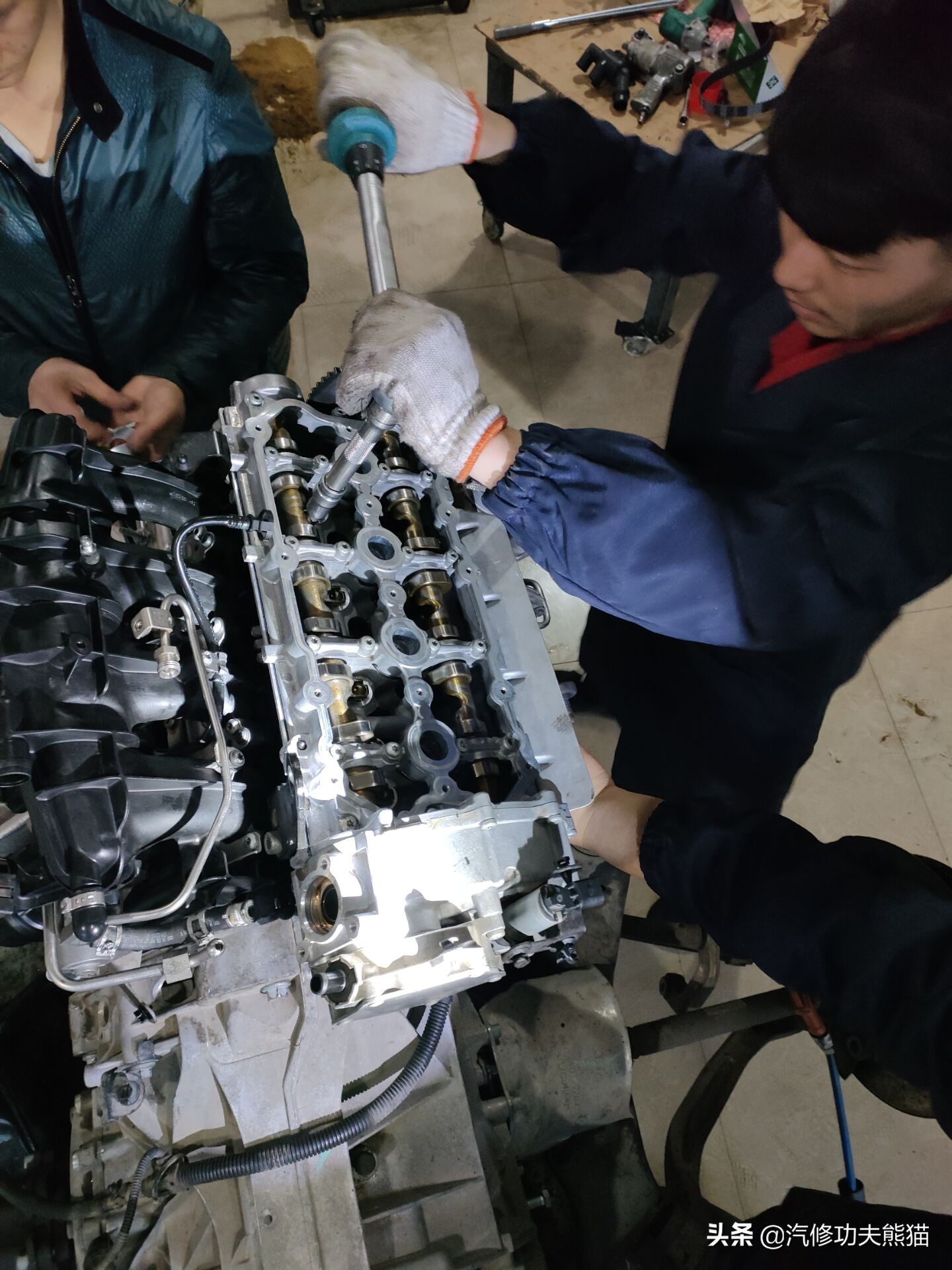 一汽奥迪a6l烧机油,08款奥迪a6l2.0t烧机油严重怎么办