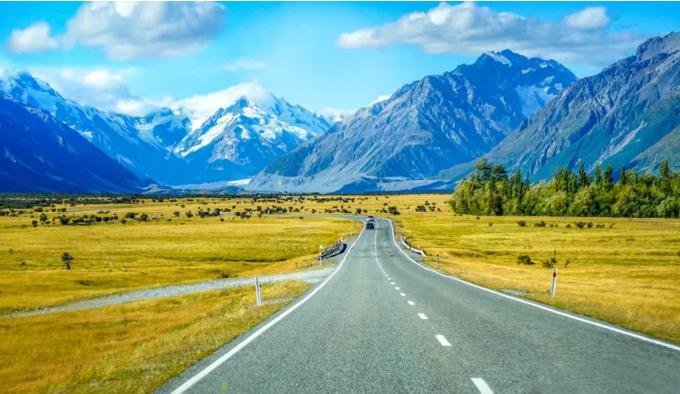 女孩7月大开始旅游，13岁走过25个省市、5大藏区和20多个国家