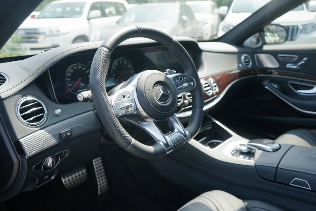 落地价160万奔驰迈巴赫,古斯特全网最低价