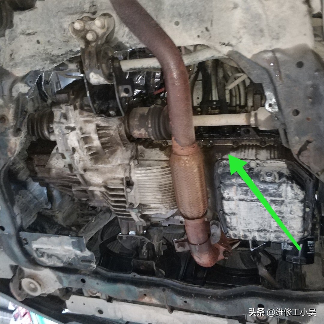 发动机漏油导致的维修问题大吗,漏油发动机质量怎么样