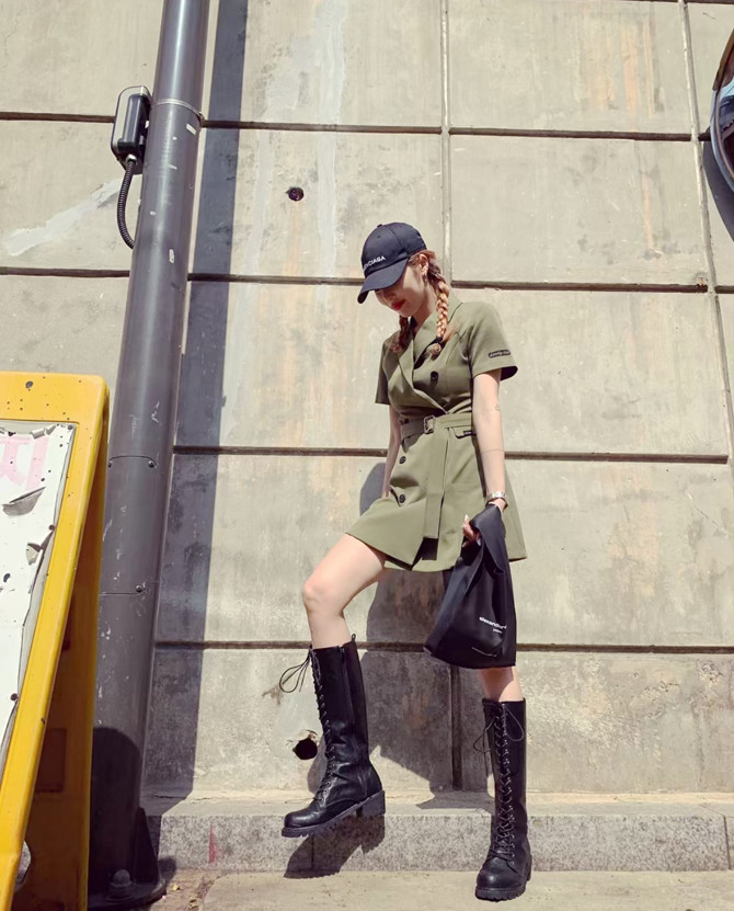 在永不过时和永不撞包之间，你会选哪个？