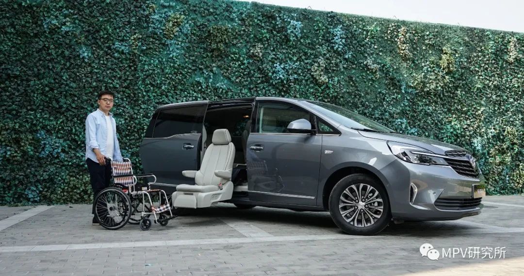 别克新gl8商务车报价及图片,别克gl8es尊享版新车优惠多少