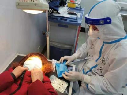 疫线坚守,疫线守护