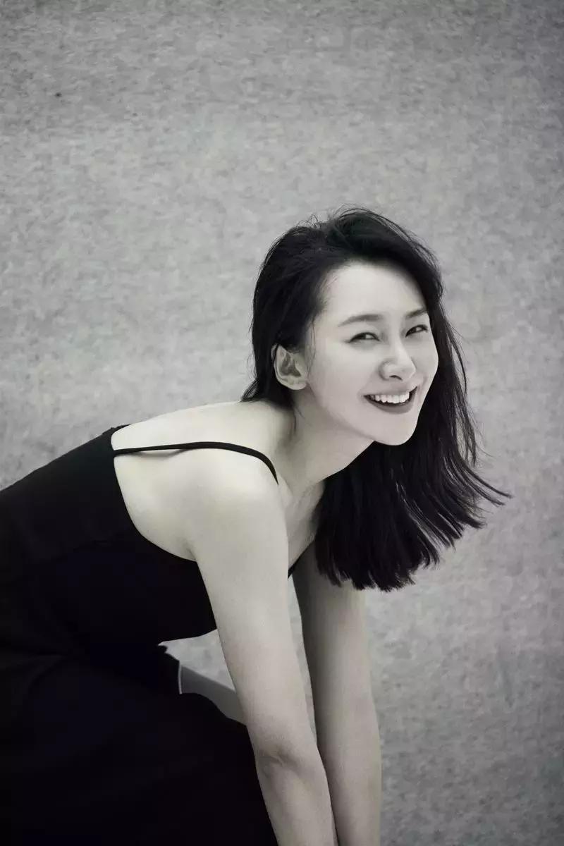 从服务员到好莱坞最红华裔女演员,从服务员到明星