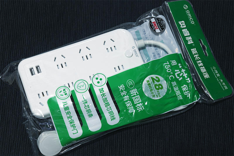 7孔插座只有两个接线孔,7孔插孔接线