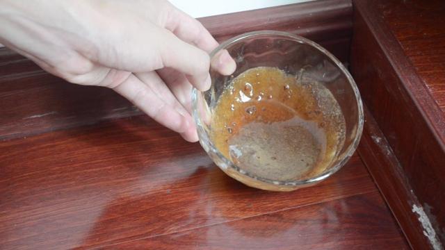 灭蟑螂最有效的方法红糖和香蕉,白糖驱蟑螂最有效的方法