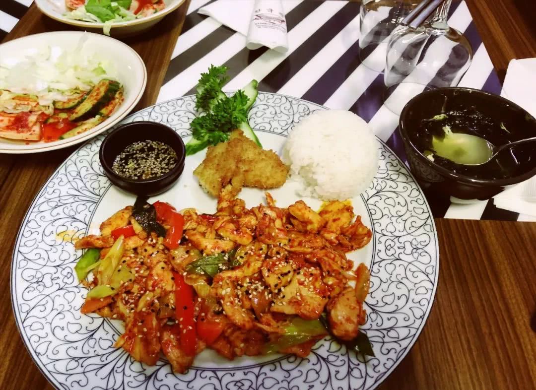 这地方一张罚单78万!豪车开出租家用车是“破烂”,咋回事?