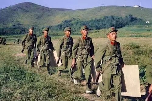 难忘军营里面的青春岁月,难忘军旅生涯的青春岁月