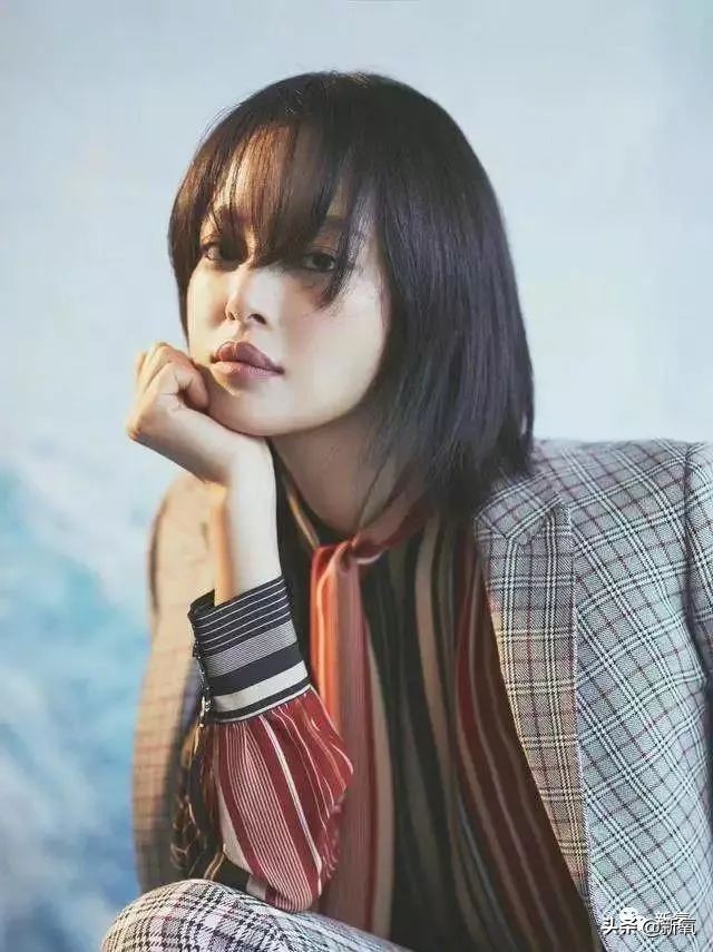 景甜修复之后的双眼皮是多宽,景甜修复后的双眼皮多宽