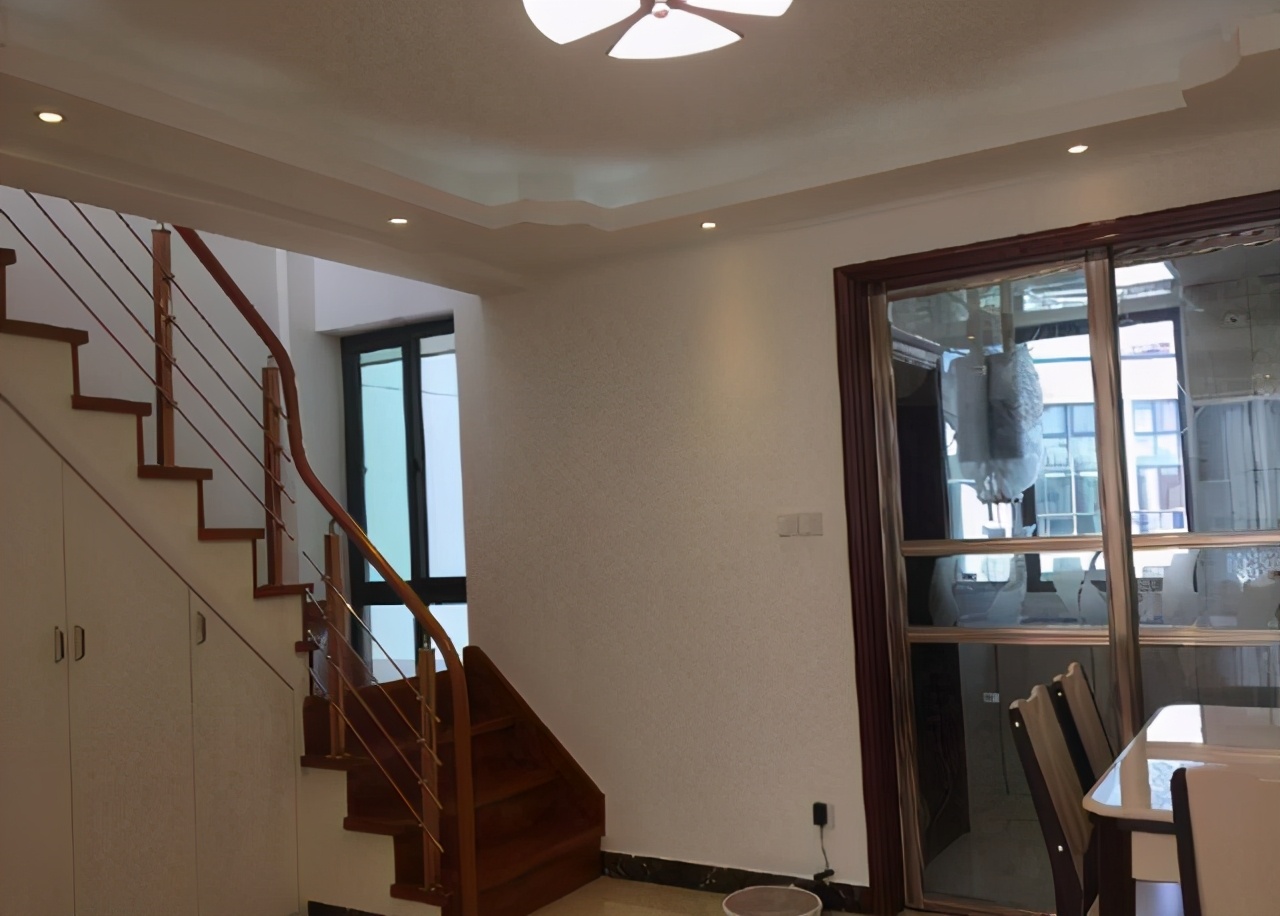 一家人经历了苦难但依然幸福,一家人经历种种磨难