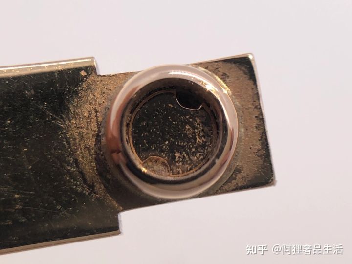 鉴别卡地亚戒指的真假,卡地亚鉴别真假免费