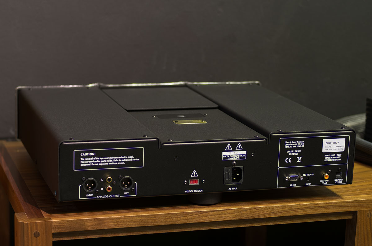 感人的歌声依然不变——评挪威音乐之旅EMC-1IVCD机