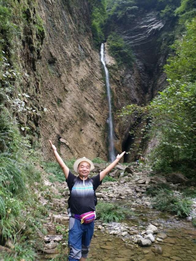 西漂湾瀑布群,建始西漂湾瀑布群