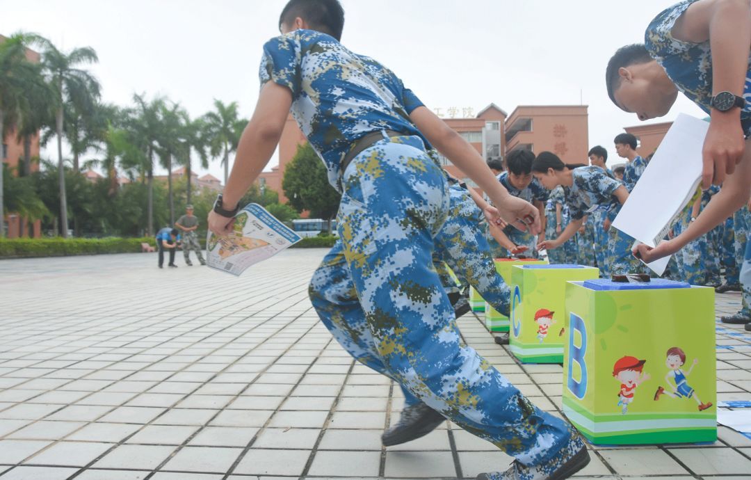 真人cs穿越到真实战场,真人cs镭战军训