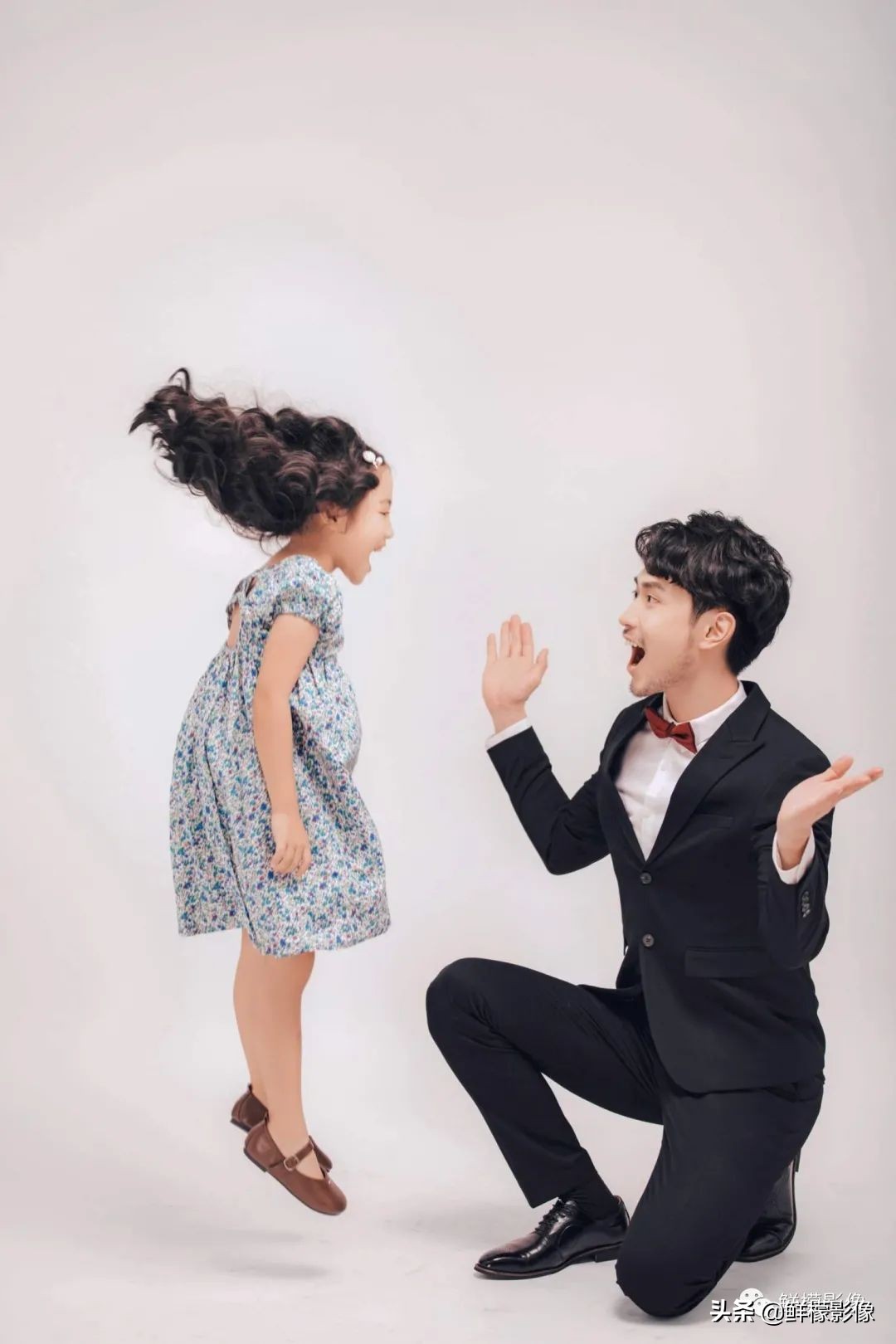 新春全家福拍摄技巧,全家福新年拍照姿势推荐