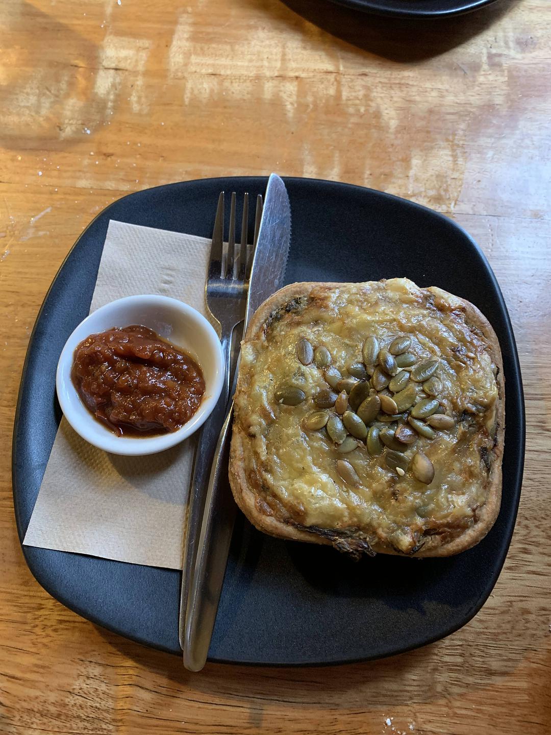 塔斯马尼亚心形小岛,降落西沙群岛