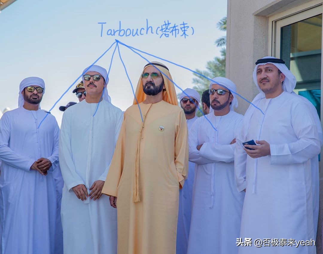 阿拉伯传统白袍,阿拉伯白袍装束