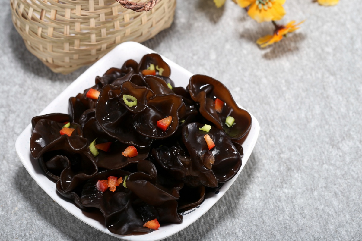 高血糖不能吃什么水果和蔬菜,高血糖是不是一点甜的都不能吃