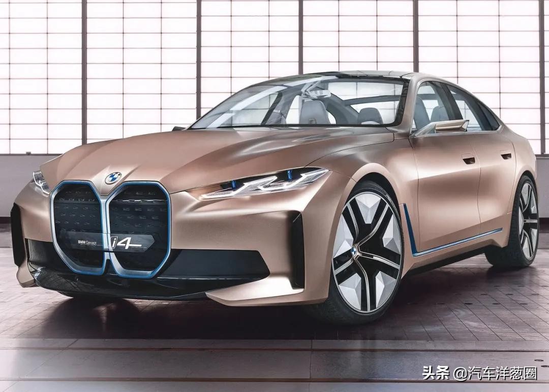 宝马换新车标了！蓝天白云帅炸，以后黑白标只代表低端宝马车主？