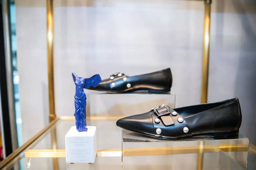 藏不住了！温州万达衣麦仓“时尚基地”，潮人们都去打卡啦