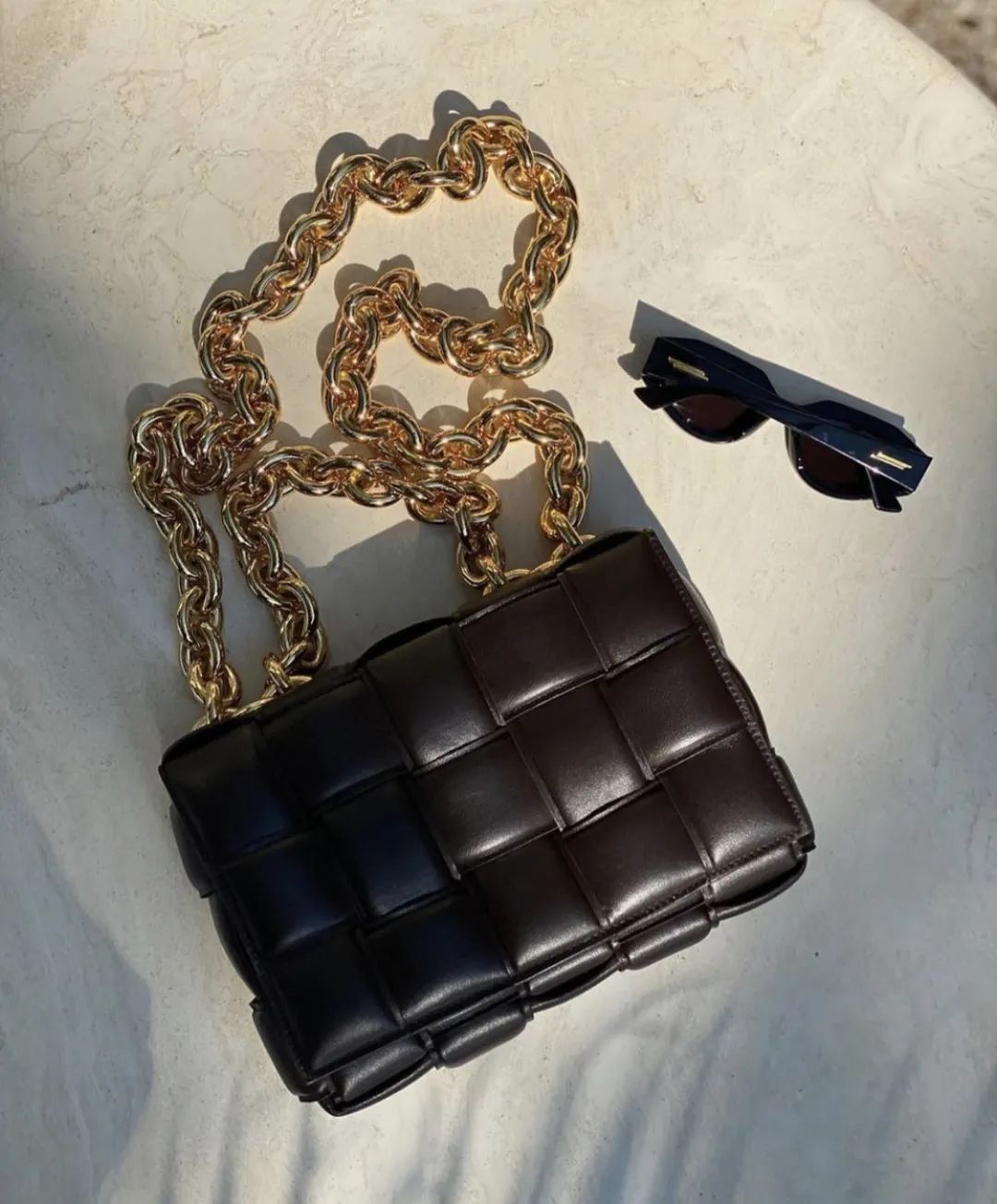 为什么那么多大牌的包包,那么多包为什么一定要买一只lv