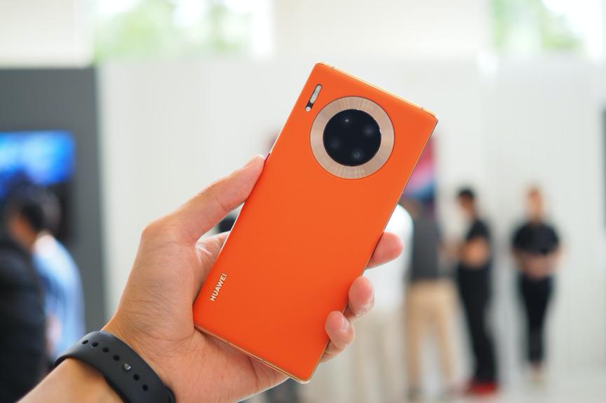 华为mate305g版现场体验,华为mate305g版是真正的5g吗