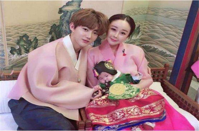 相差18岁的中韩“母子恋”，原本不被看好，如今孩子3岁令人羡慕