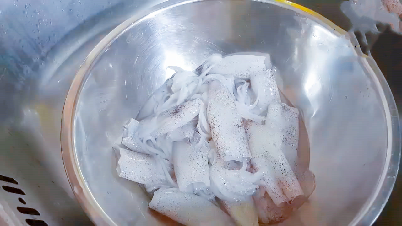 年夜饭第八道菜香酥大鱿鱼,鱿鱼潮汕年夜饭的做法大全