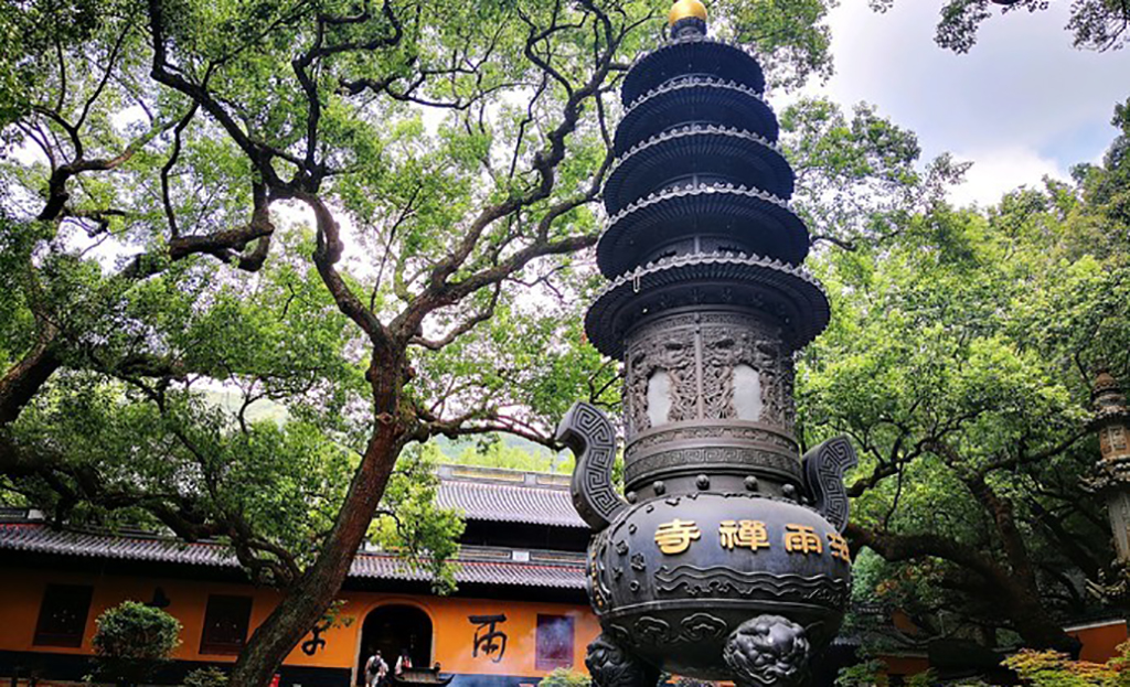 普陀山为什么这么贵,普陀山为何是中国十大名山