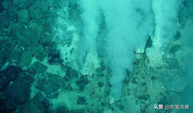 太阳系中还有其他水球吗,太阳系宇宙中有多少水