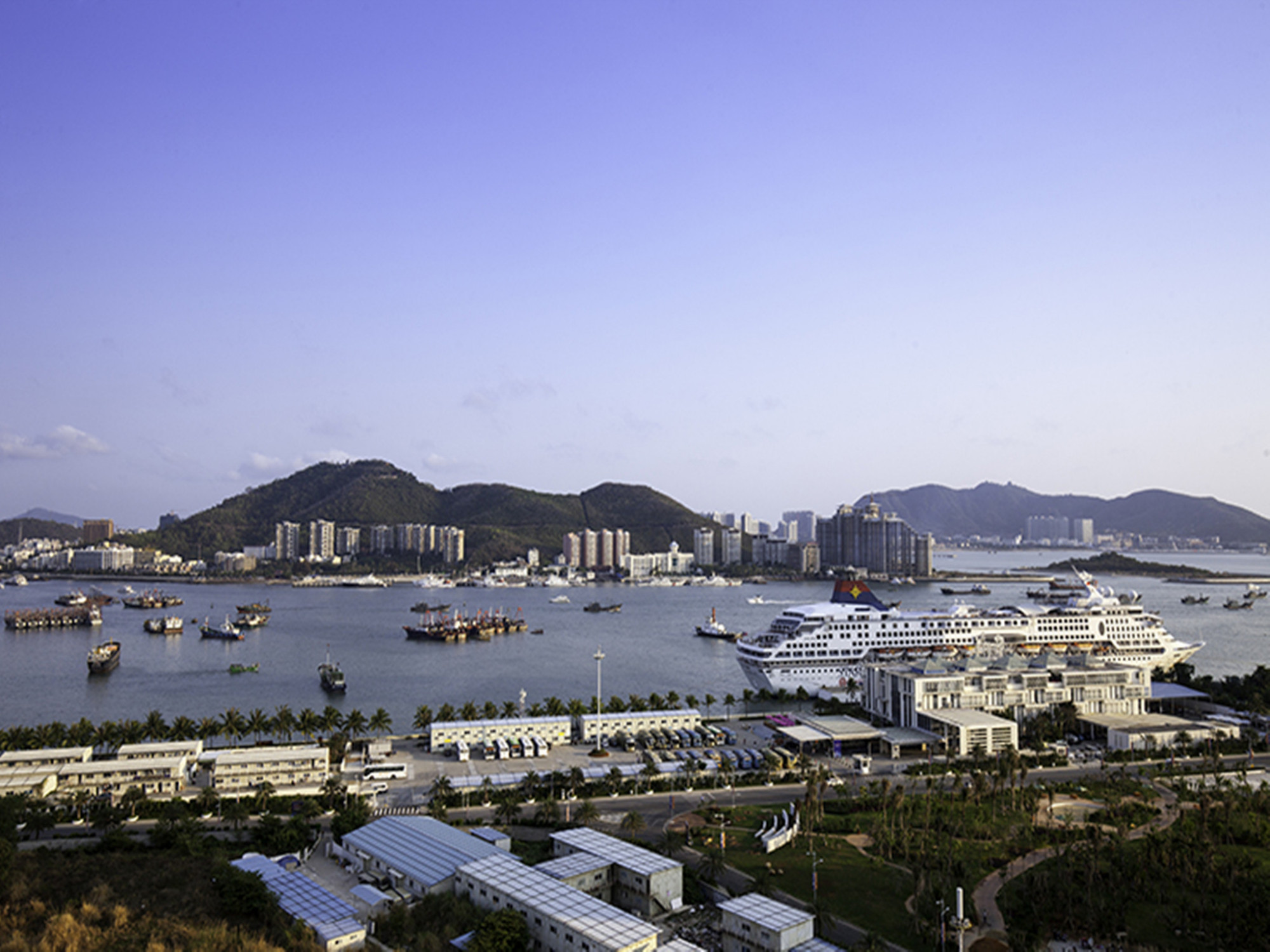 三亚凤凰岛值得去吗,三亚凤凰岛被誉为东方迪拜