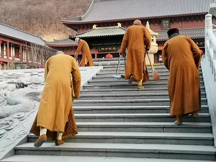 大美横山|清规戒律下,僧侣们的日常不是你想的那样