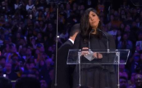 科比送别球迷视频,史诗音乐送别科比