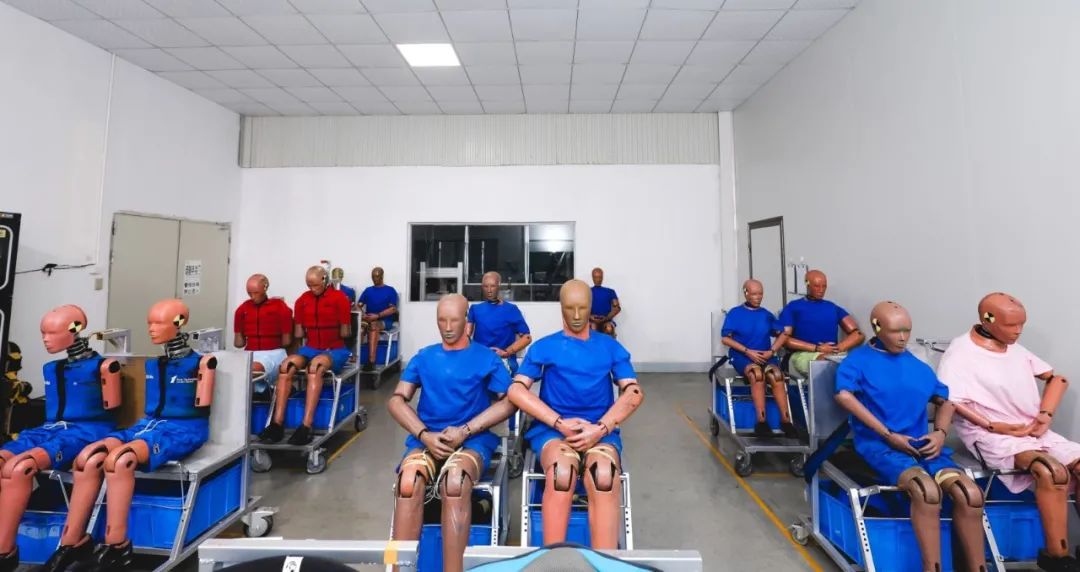 比亚迪汉安全性能怎么样,比亚迪汉的主动安全实测