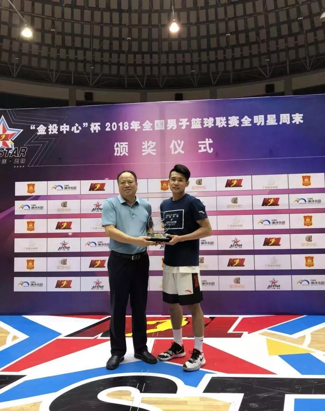 身高1米88欧文,欧文身高1.78为什么看起来那么高