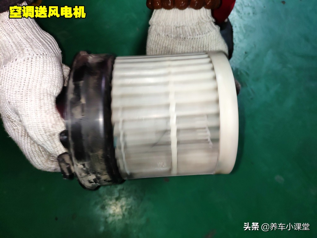 开空调异响怎么保养,开空调异响是什么原因修好多少钱