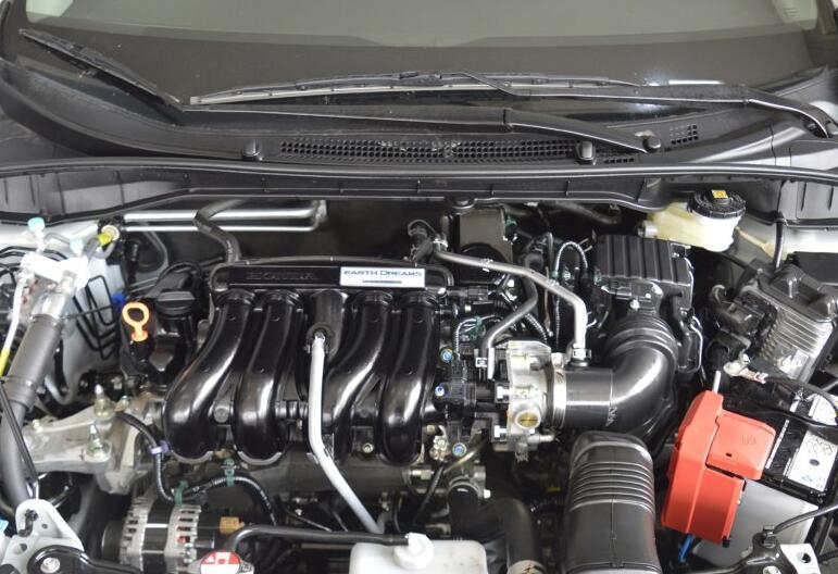 12年马自达6里程10万公里油耗多少,老款马自达6哪一年最值得买