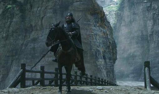 新三国张飞被刘备骂,如何评价新三国张飞