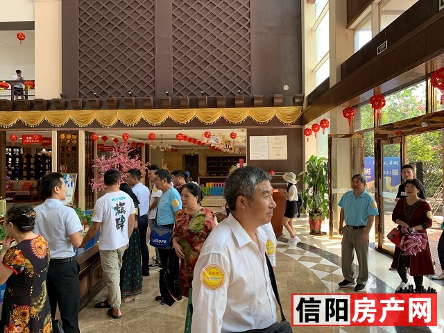 火爆!信阳多个售楼部挤满了人,抢房现场大曝光