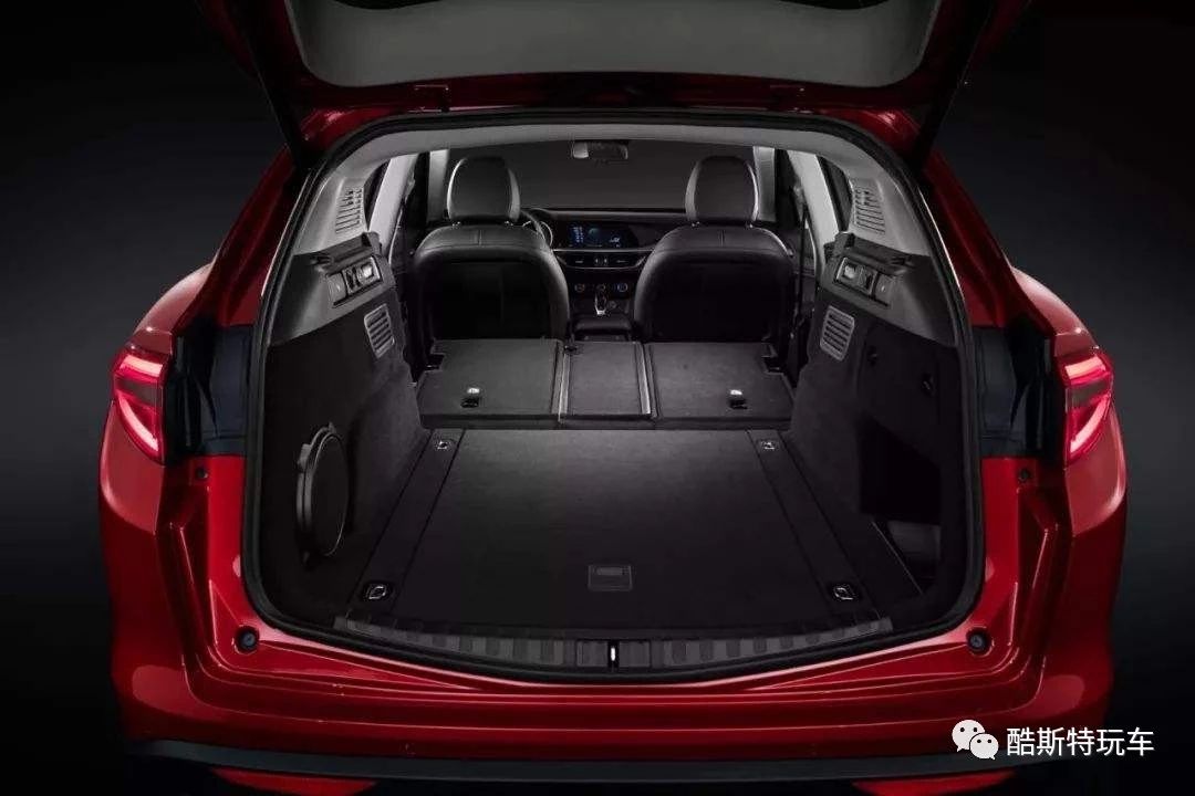 后备箱垫用什么材料好,领克03后备箱垫安装教程