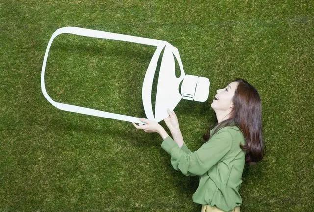 糖尿病并发症眼底出血失明吗,糖尿病人出现并发症怎么办