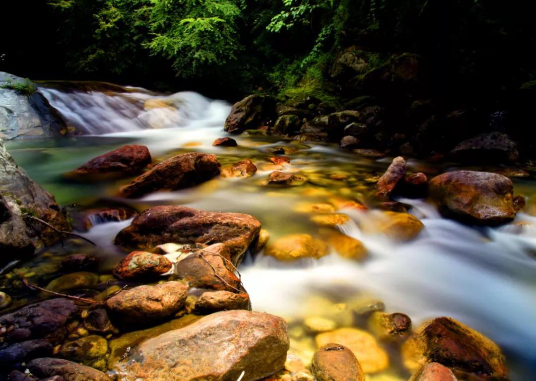 离西安近的秦岭山,西安秦岭九寨沟