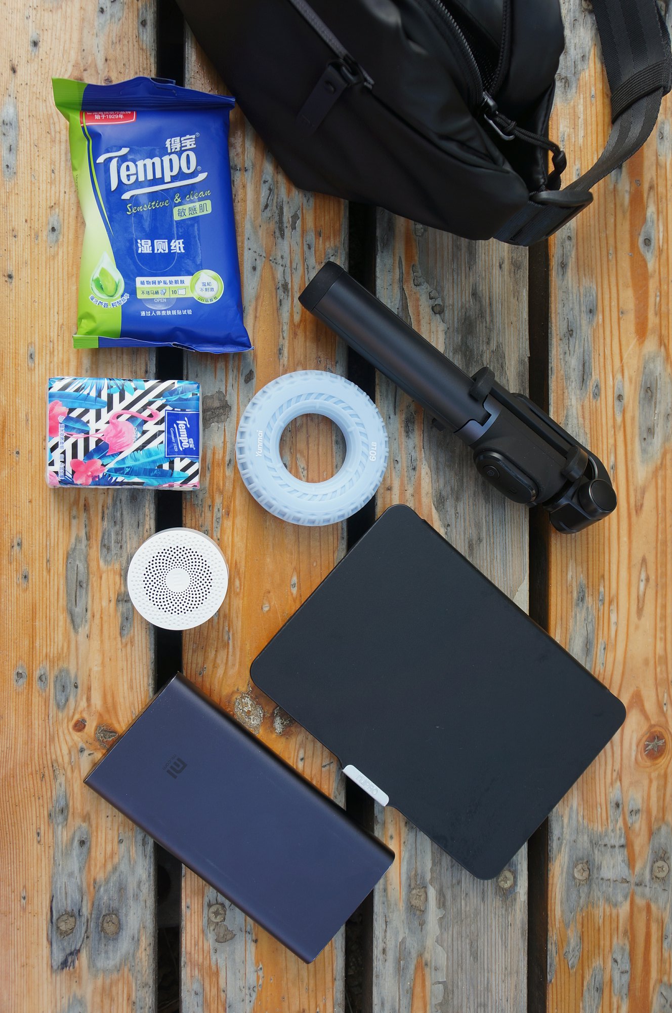 休闲轻便胸包,简单百搭休闲胸包