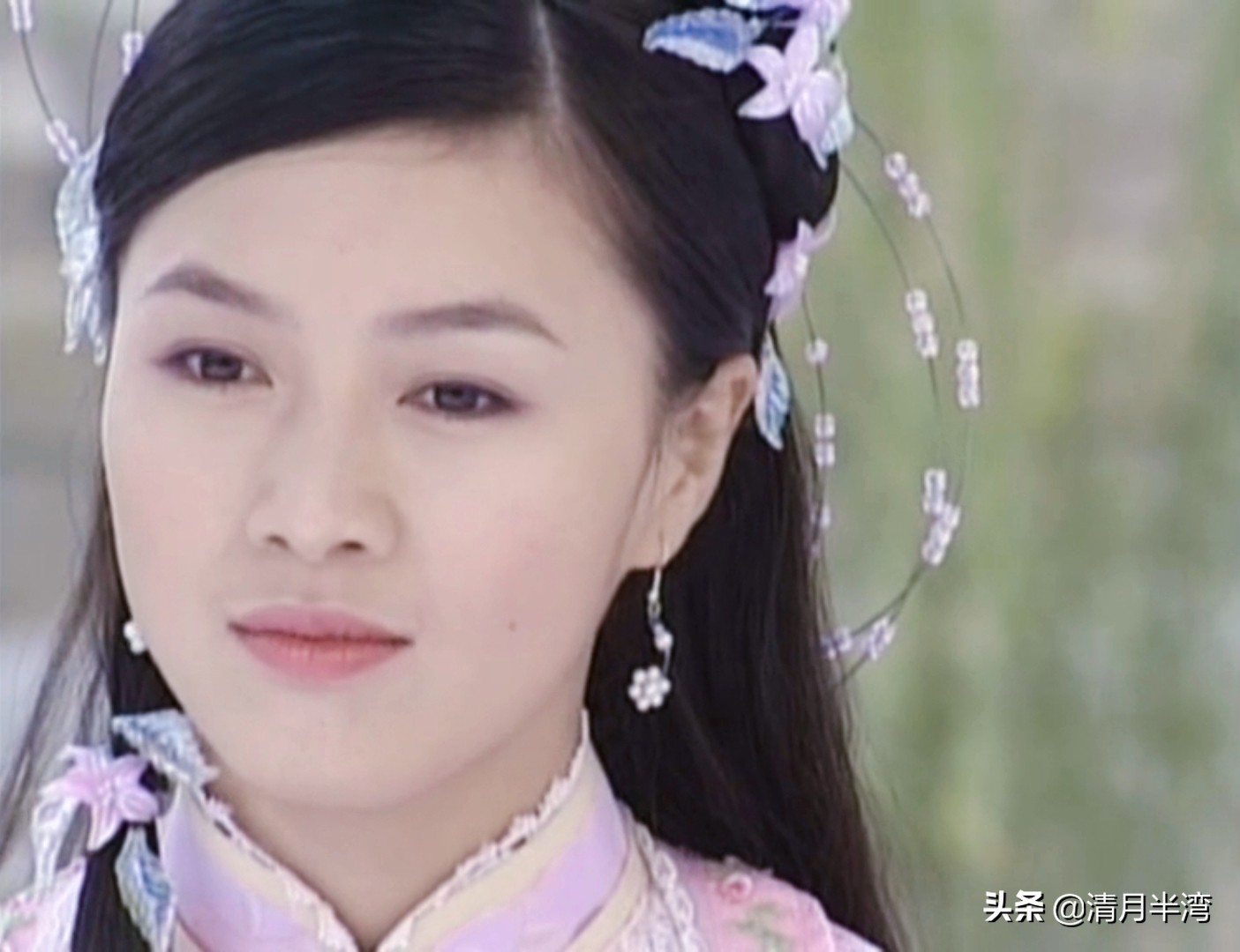 古装大家闺秀穿着打扮,温柔的大家闺秀古装造型女明星