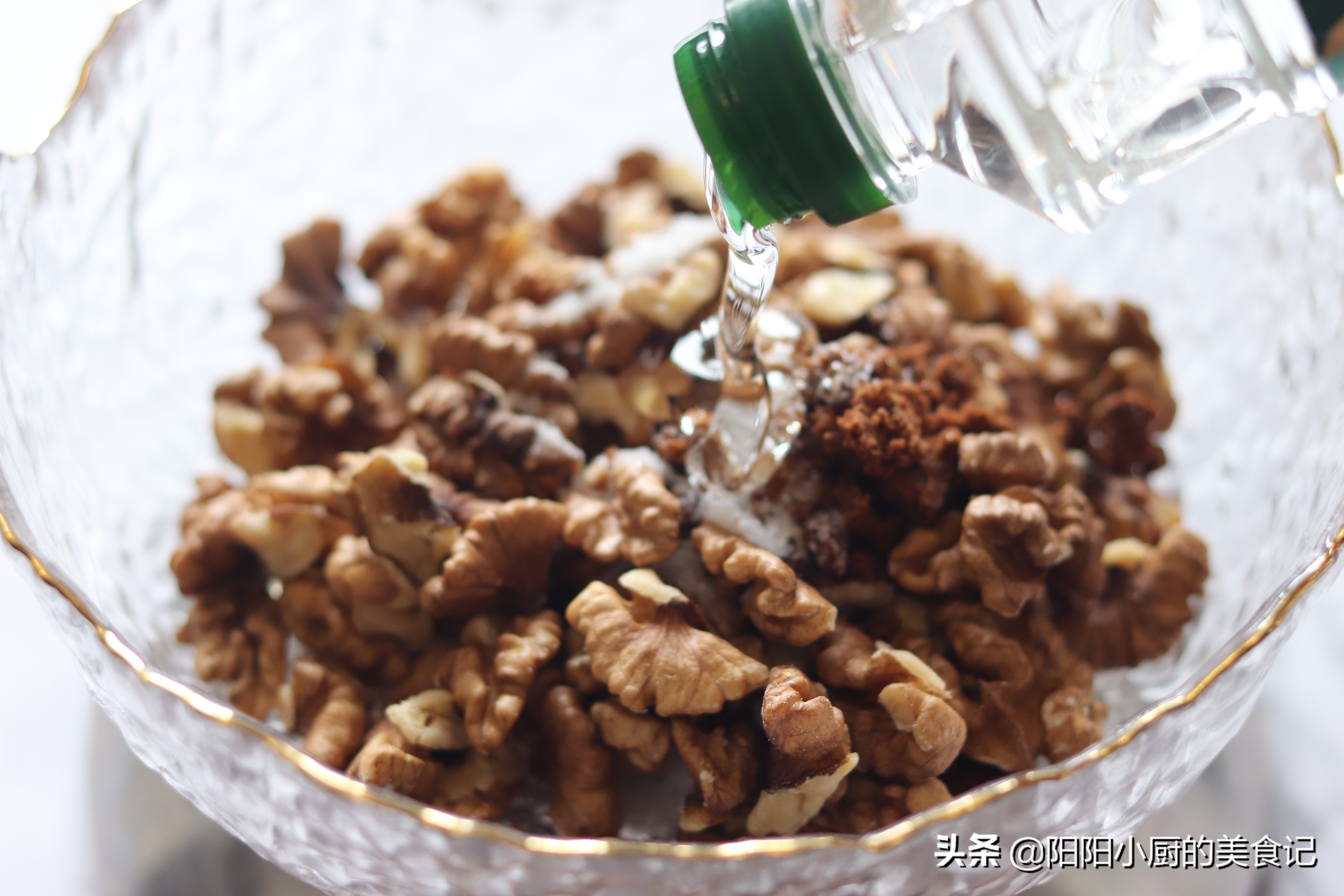 怎么做琥珀核桃酥脆不粘牙,空气炸锅做琥珀核桃怎么样不粘牙