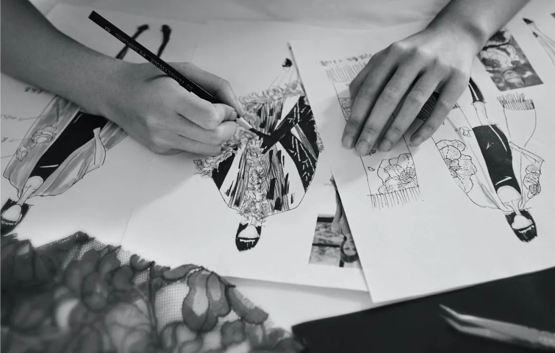 嫵WOO:东方女人的妩媚在颈肩