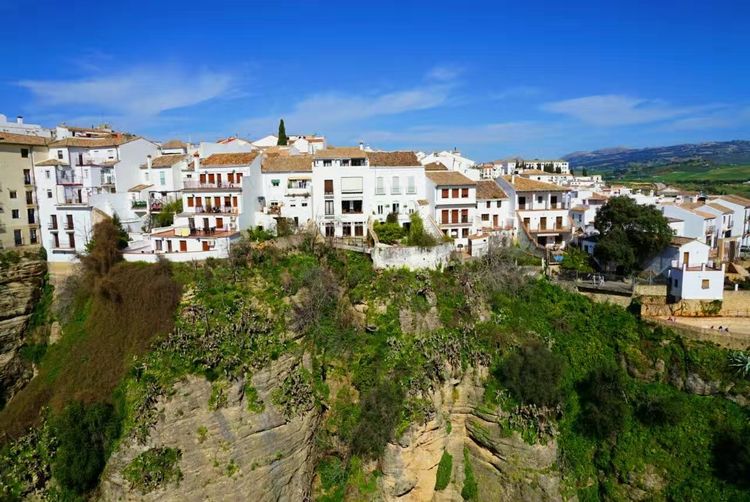 葡萄牙和西班牙哪个值得旅游,西班牙和葡萄牙旅游区别