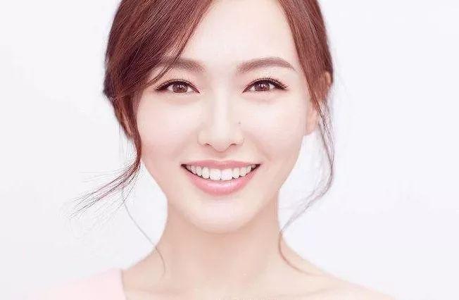 牙齿贴面能修复牙缝大的问题吗,齿科全瓷贴面美白