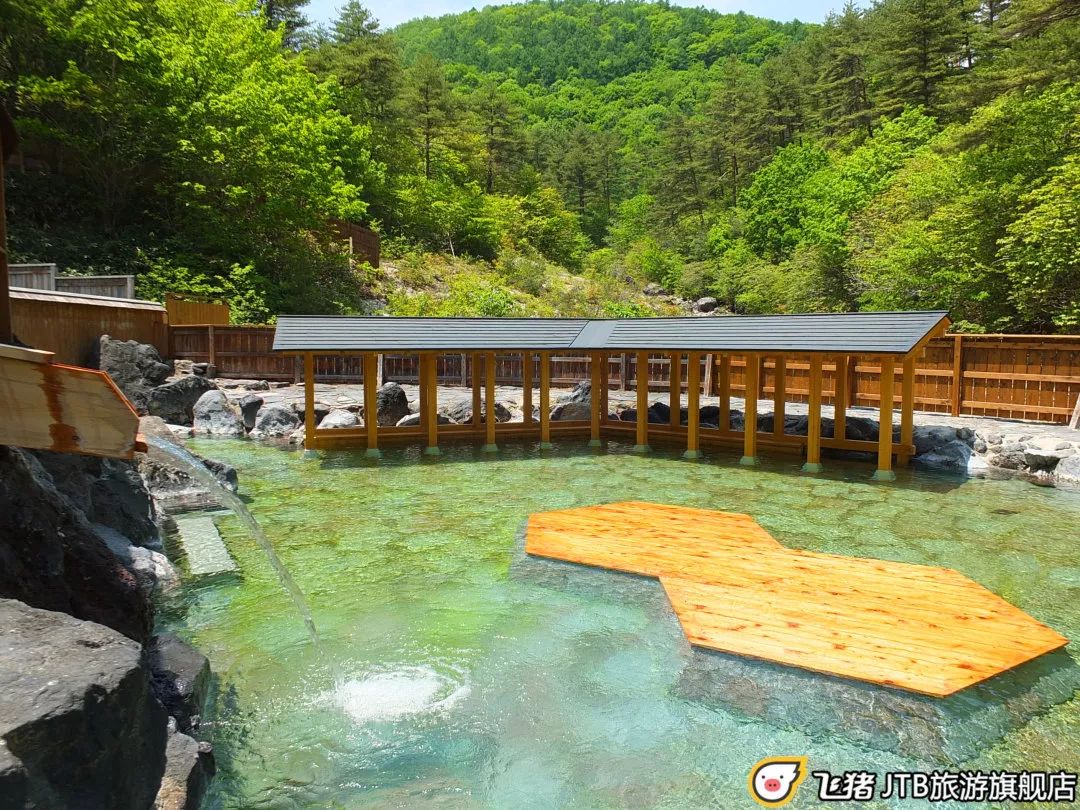 日本北海道可泡温泉可滑雪的宾馆 (可以滑雪又可以泡温泉的度假酒店)