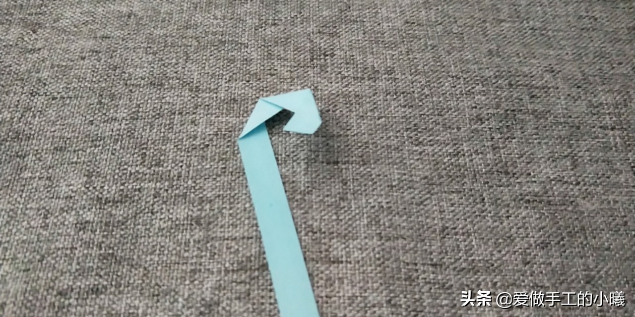 最简单的玫瑰花戒指折纸,用纸做玫瑰花戒指简单又漂亮